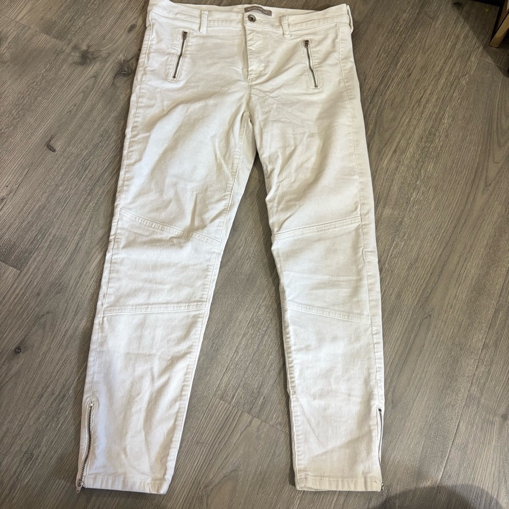 Banana Republic Ivory Corduroy Skinny‎ Pants Mid Rise Women’s Sz 31 Zipper Ankle